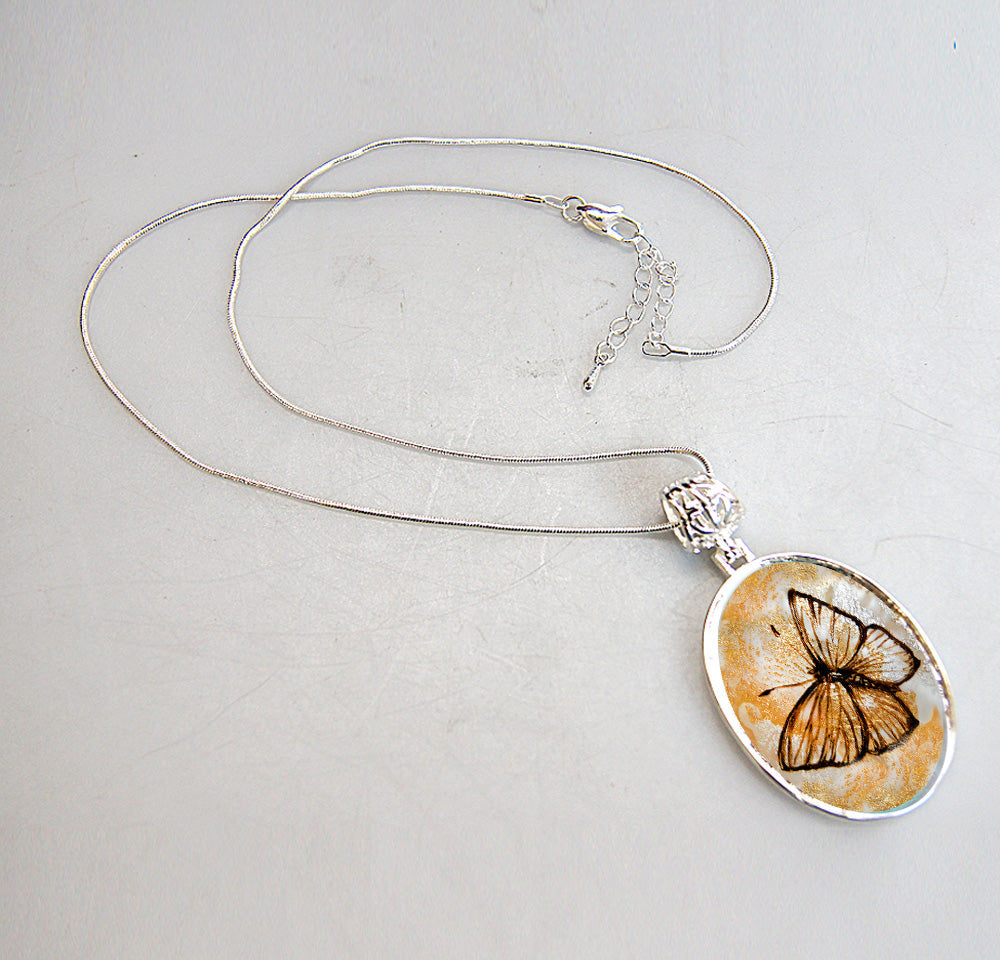 Butterfly Silver Plated Mother of Pearl Jewelry Pendant Necklace - 44037O