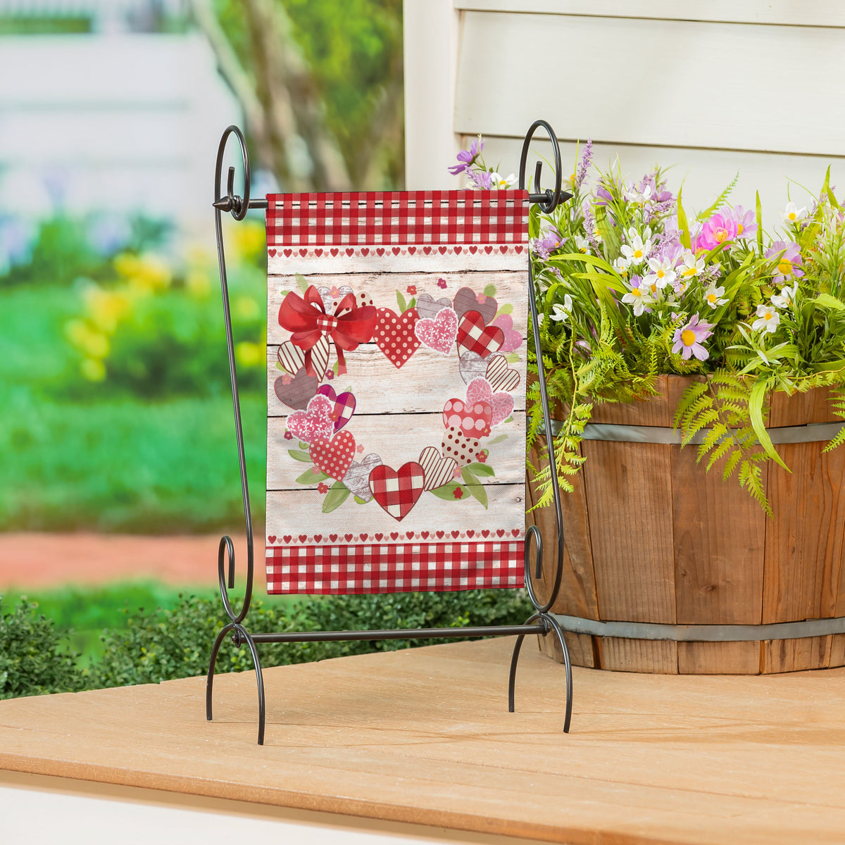Country Heart Wreath Burlap Garden Flag