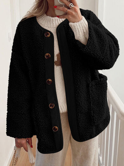 Modern Cozy Women Luxuriously Cozy Contrast Button Up Sherpa Jacket with Pockets For Fall & Winter