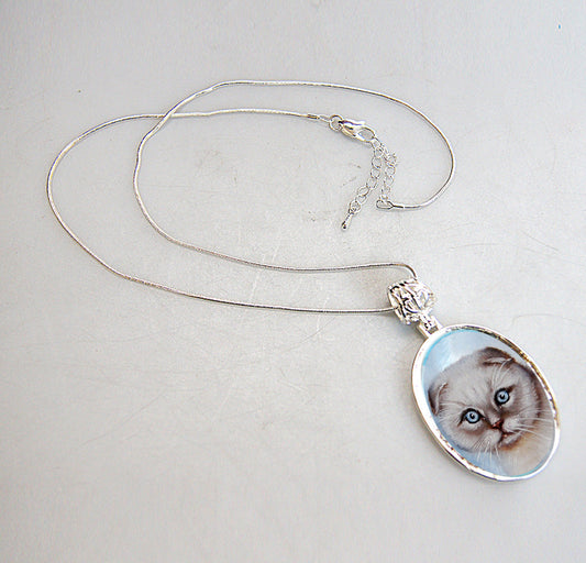 Scottish Cat Silver Plated Mother of Pearl Jewelry Pendant Necklace - 44038O
