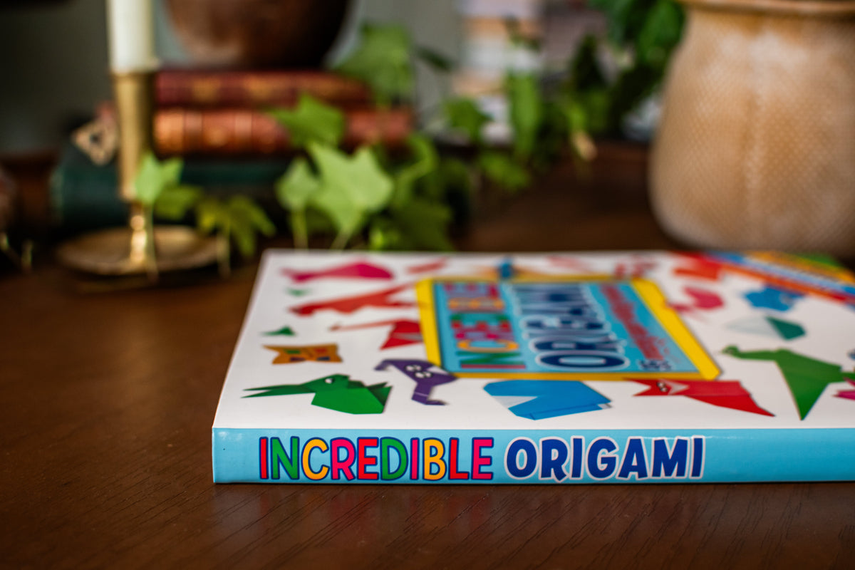 Incredible Origami: 95 Amazing Paper-Folding Projects, Includes Origami Paper