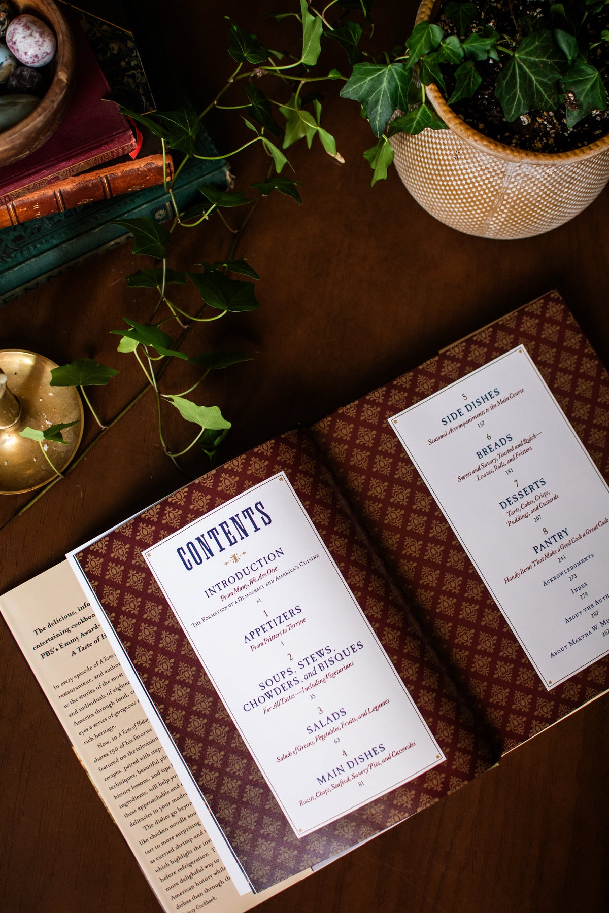 A Taste of History Cookbook: The Flavors, Places, and People That Shaped American Cuisine