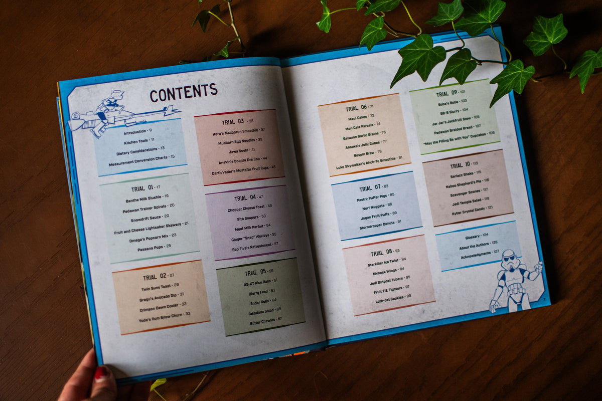Star Wars: The Padawan Cookbook: Kid-Friendly Recipes from a Galaxy Far, Far Away