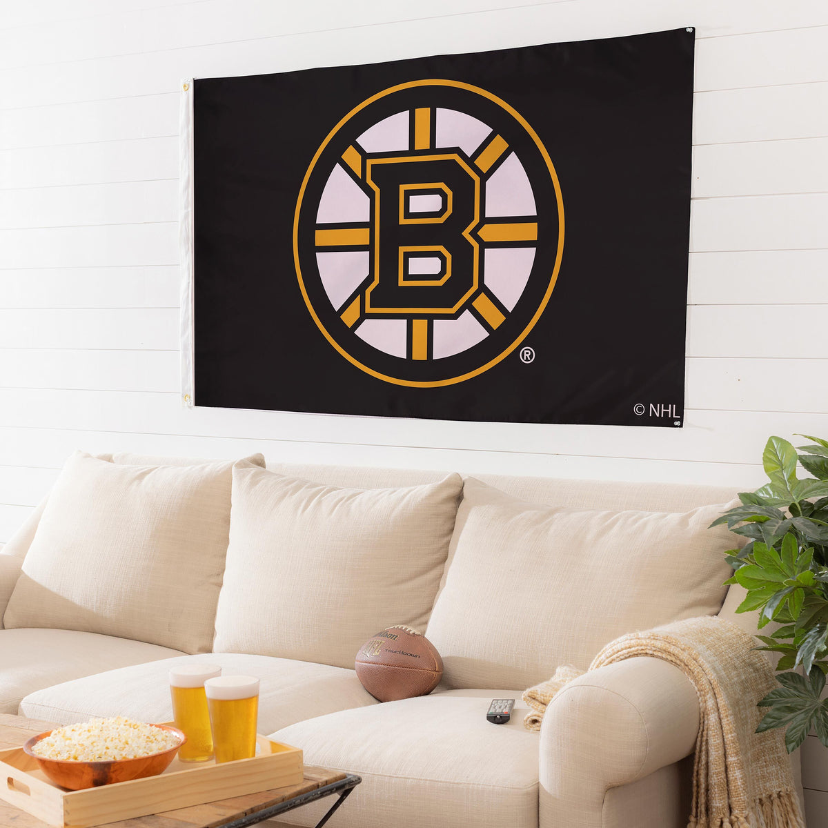 Boston Bruins Single Sided Flag with 2 Grommets, 3'x5'