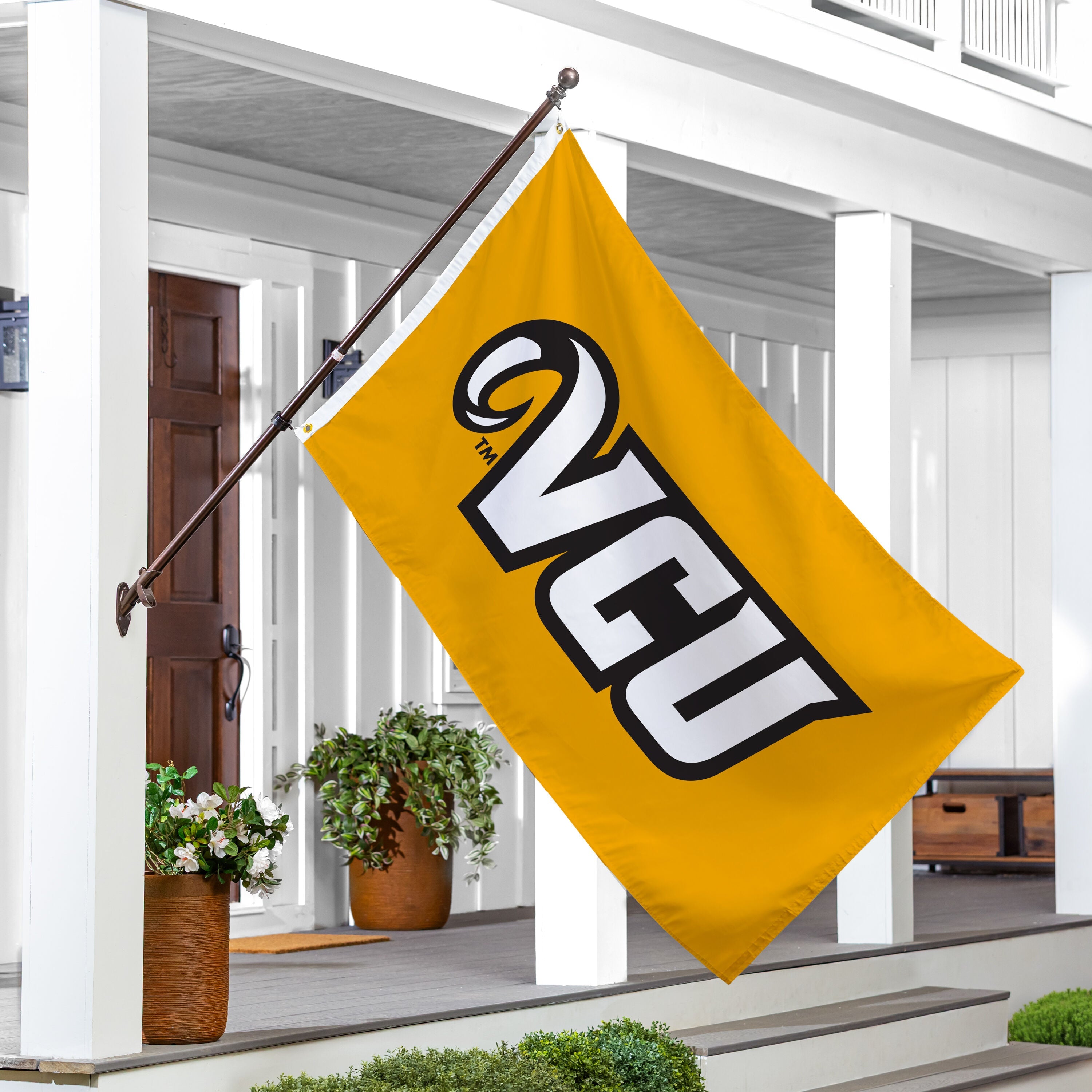 Virginia Commonwealth University (VCU) Single Sided Flag w/ 2 Grommets, 3'x5'