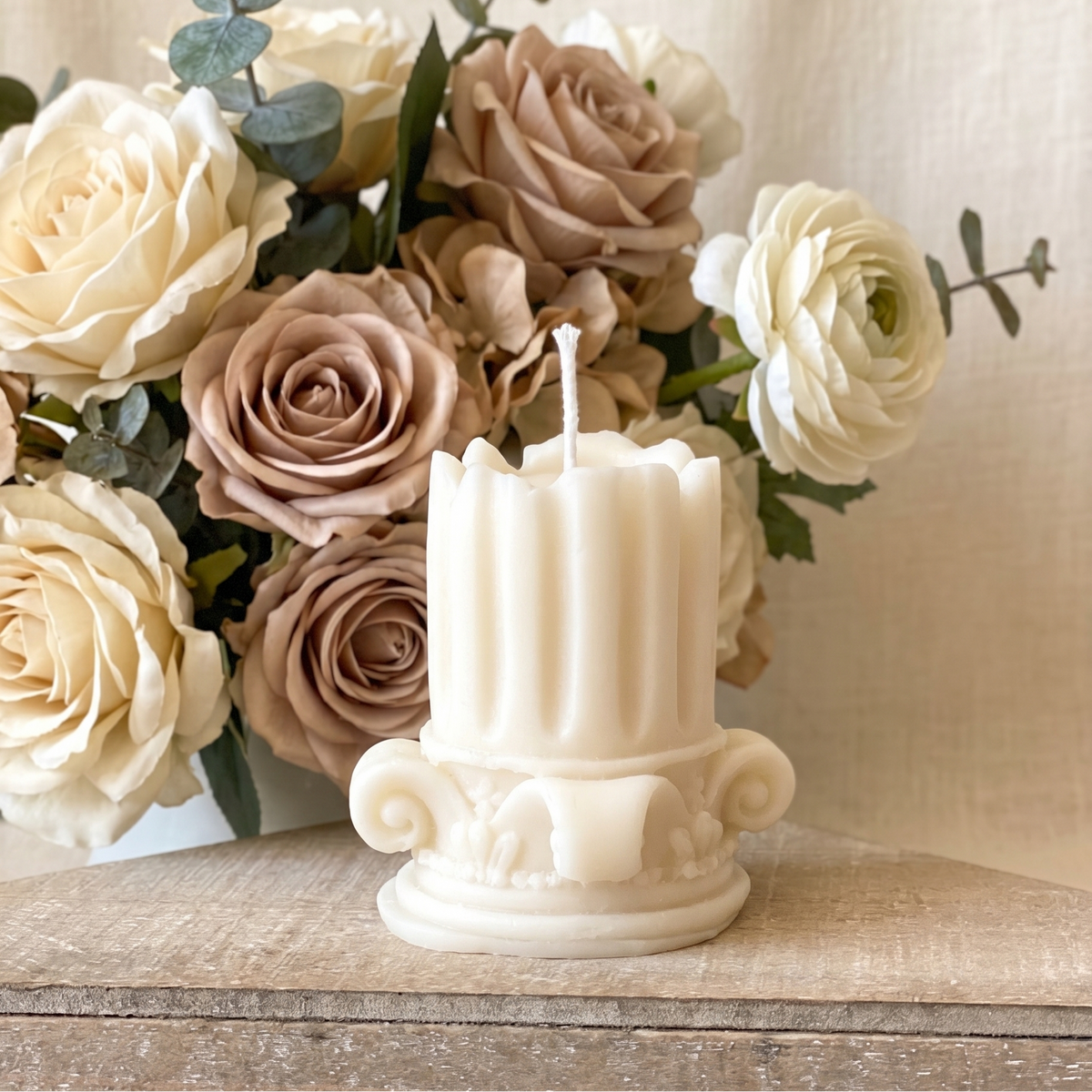 Romano Pillar Sculpture Candle – Hand-Poured Soy Wax | Ivory & Brown