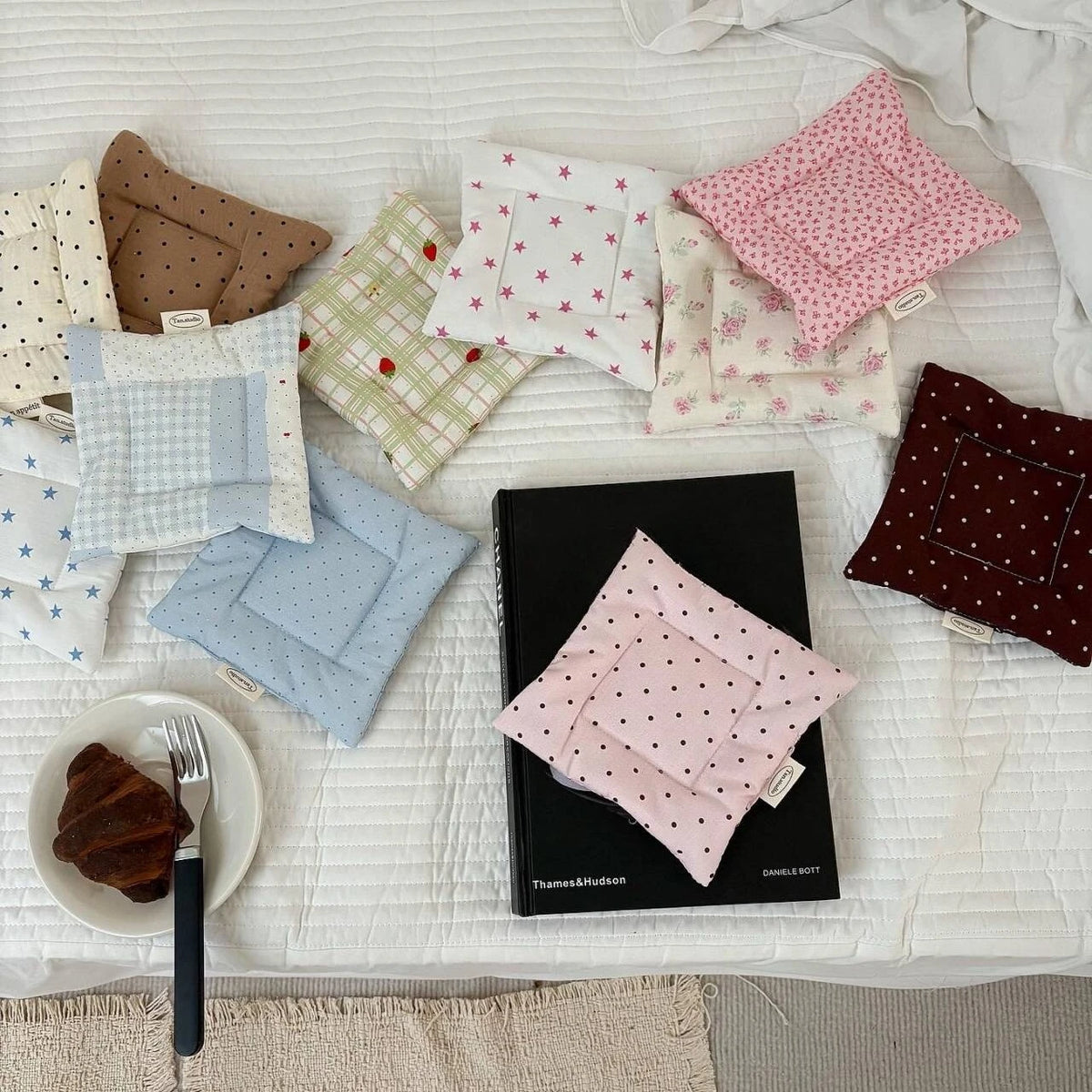Vintage Floral Polka Dot Cotton Coasters Cream Quilted Star & Strawberry Print Cup Mat Boho Cottagecore Table Decor Accessory