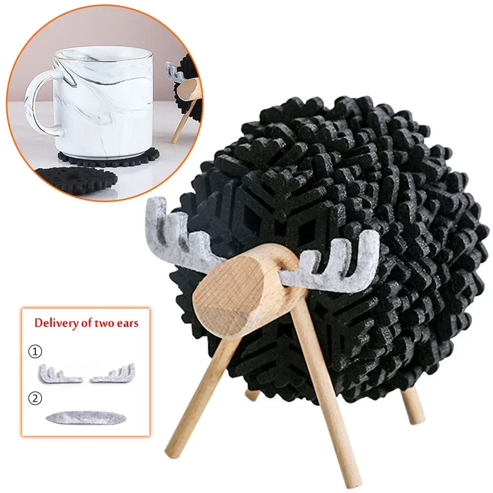 Elk Shape Drink Coasters Cup Pads Insulated Round Felt Cup Mats Creative Home Office Table Decoration Art Crafts Christmas Gift