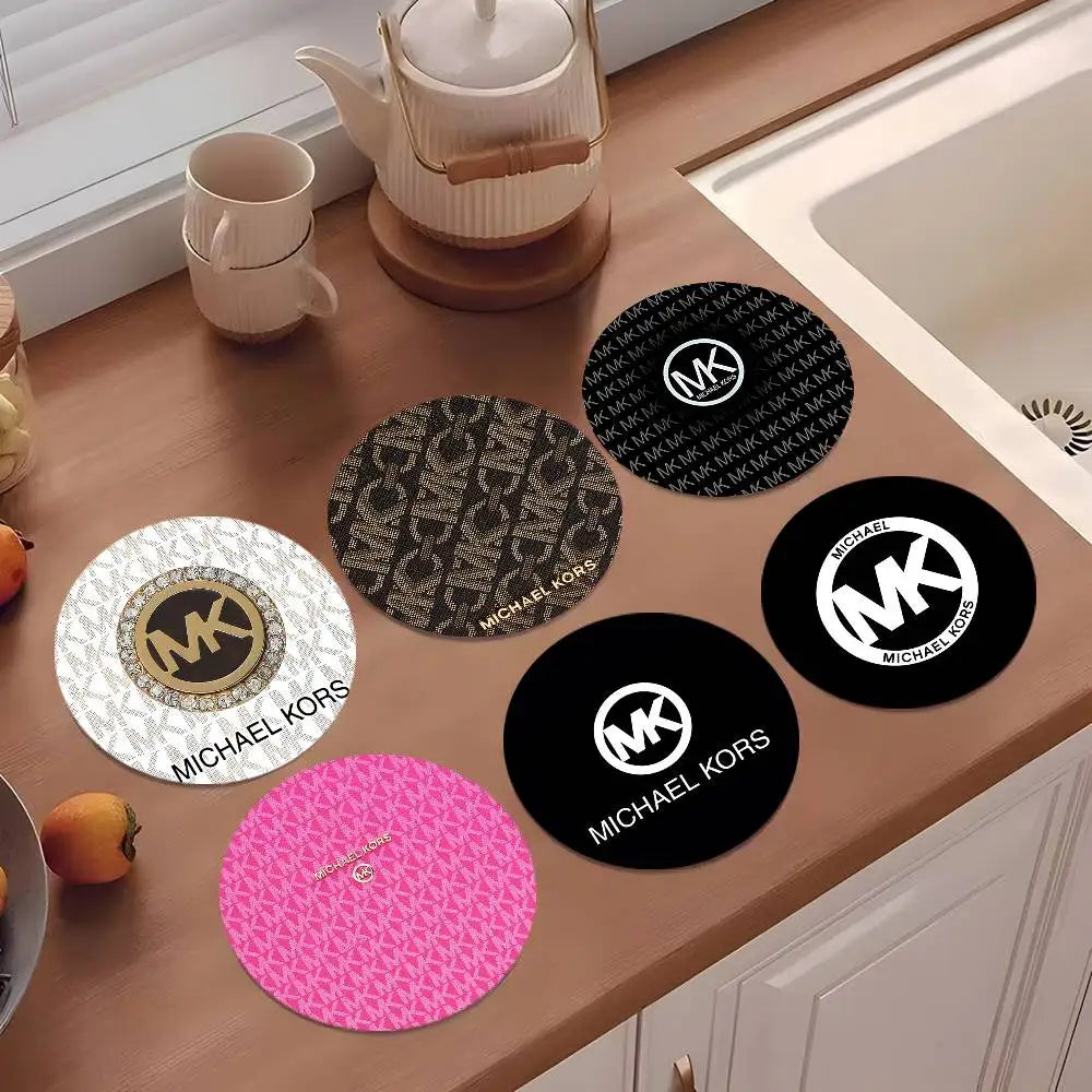 M-Michaels-Fashion-Kors Coasters 10cm Round Wooden Suitable For Drinks Tea Coffee Home Gift Choice Holidays