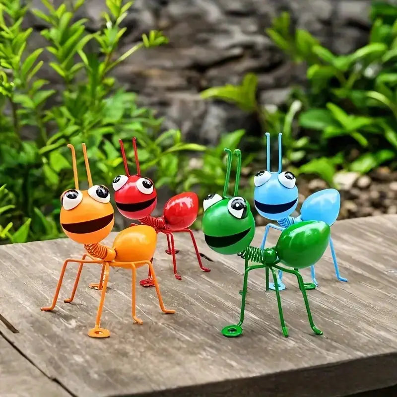 Metal Ant Statue Outdoor Garden Decor Hanging Sculpture