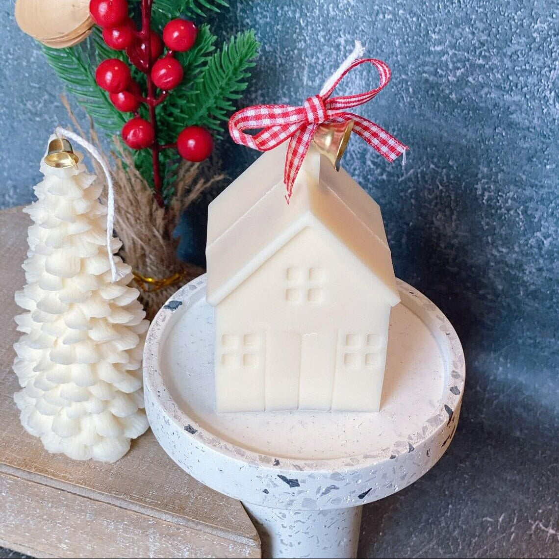 Christmas Cottage Candle | Handmade Holiday Candle