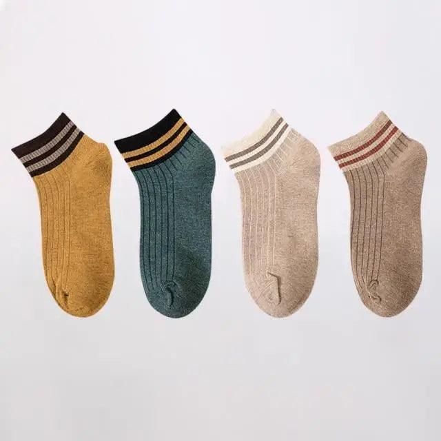 Cute Heart Design 4 Pairs Socks For Women Fashion Spring Cotton Modern Girls Casual Outdoor Socks For Women