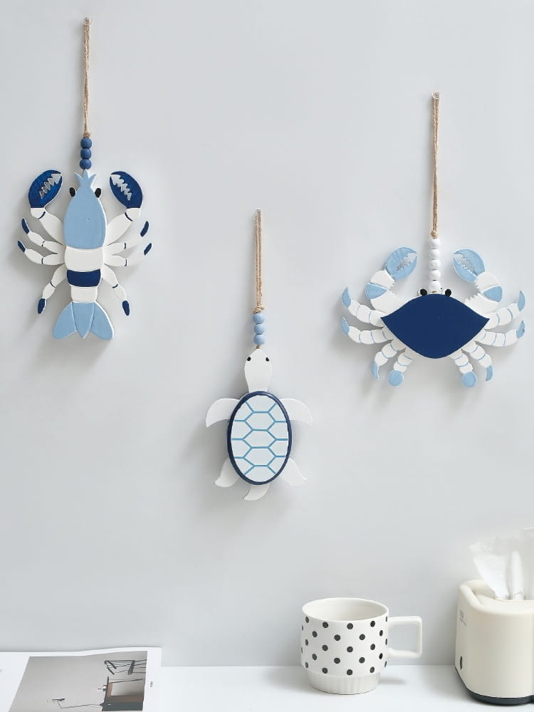 Wooden Mediterranean Seafood Lobster Pendant Decor