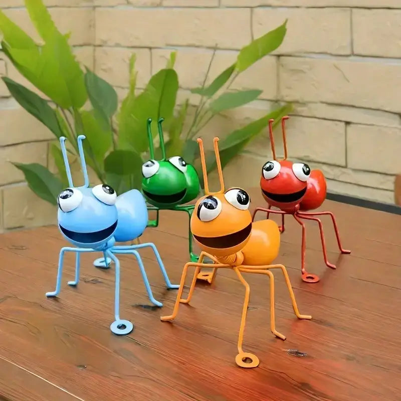 Metal Ant Statue Outdoor Garden Decor Hanging Sculpture