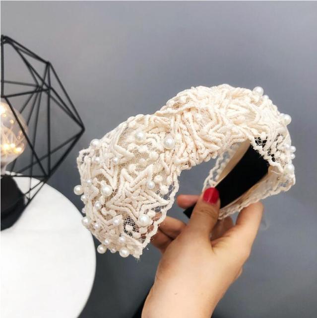 Fashion Girls Pearl Hairband White Black Lace Headband Women Artificial Pearls Hair Hoop Middle Knot Hair Accessories Gorgeous Hair Accessories For Women