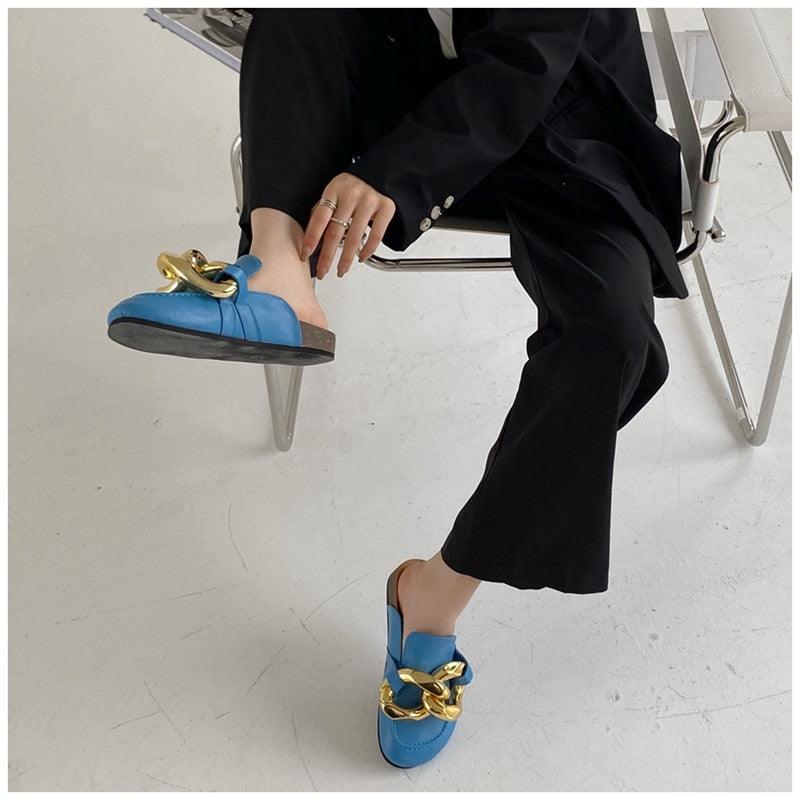 Gold Chain Women Slipper Closed Toe Slip On Mules Shoes Round Toe Low Heels Casual Slides Flat Sandals Slip On Slide Sandals Elegant Heels Slides Slippers