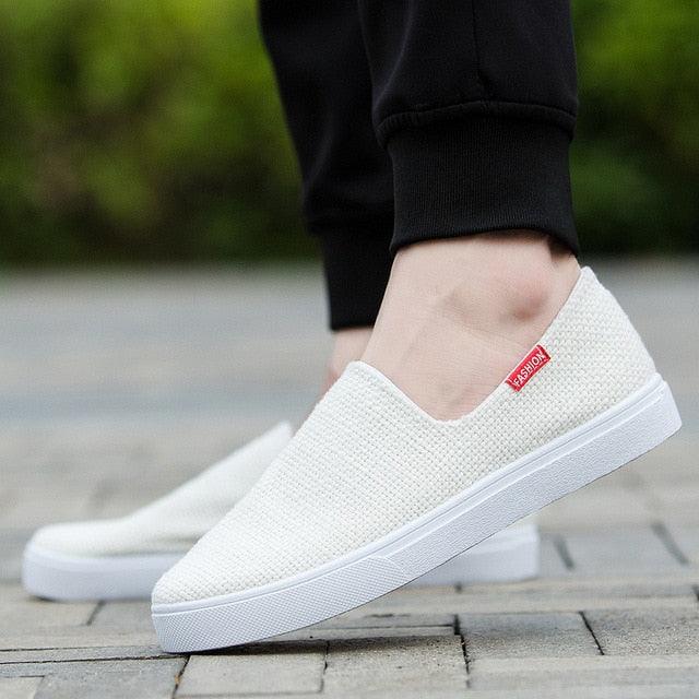 New Mens Womens Casual Flat Canvas Shoes Lightweight Elegant Shoes Men Casual Walking Sneakers Comfortable Modern White Soft Sneakers